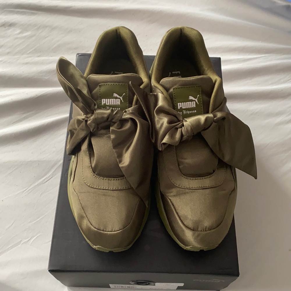 Rhiana Puma size 10 worn one time